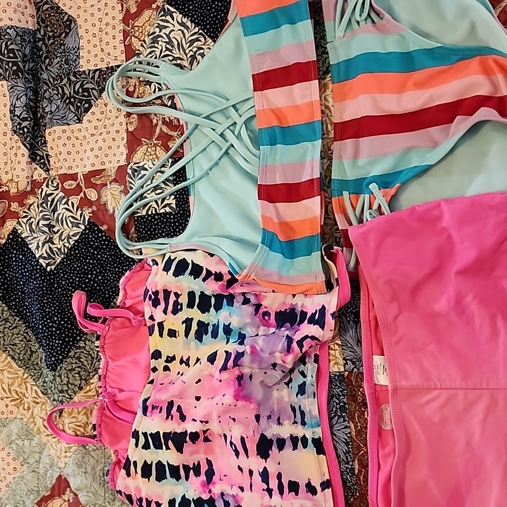 Old Navy And Others GIRLS BUNDLE Of SIZE 14/16- 8 Pieces - Picture 12 of 12